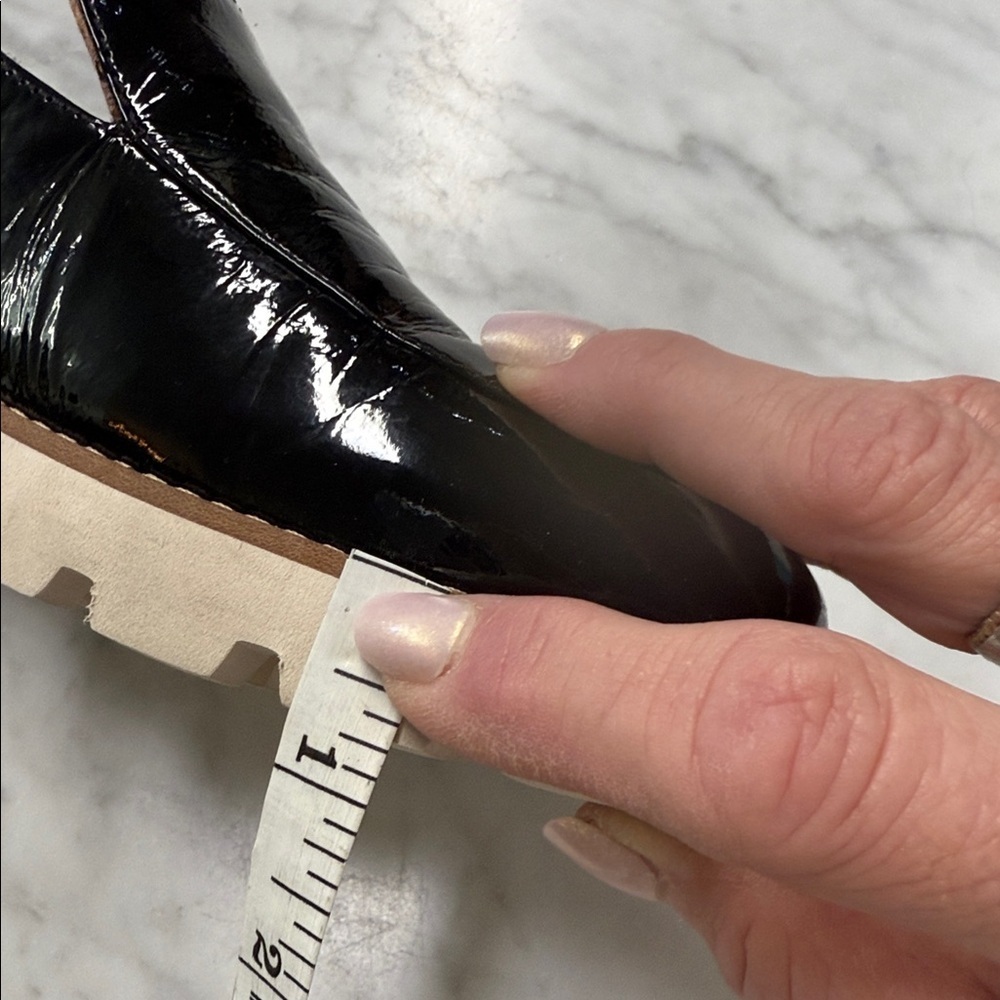 Vionic Kensley Black Patent Leather Slipp On Loafer Size 8 - Picture 12 of 12